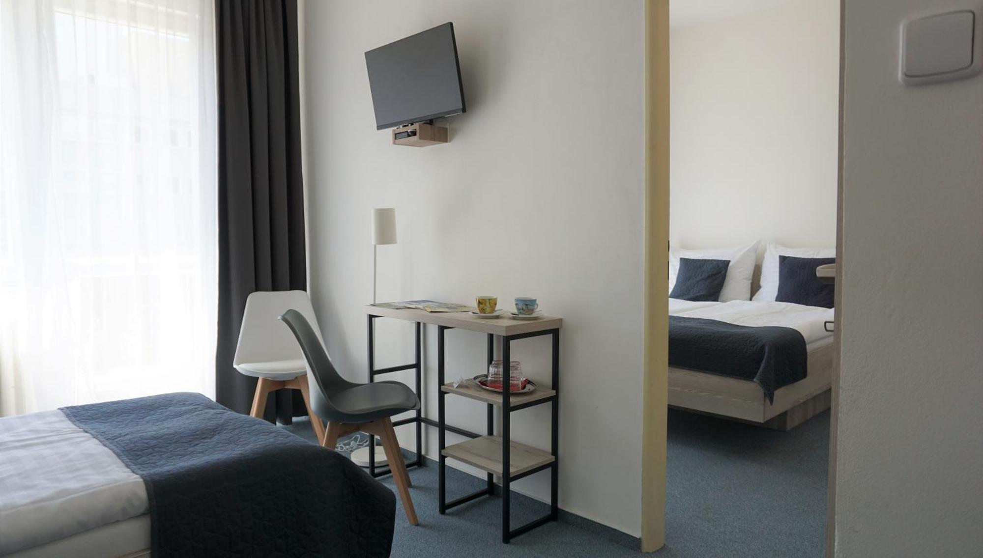 Hotel Metropol Cb 捷克布杰约维采 外观 照片