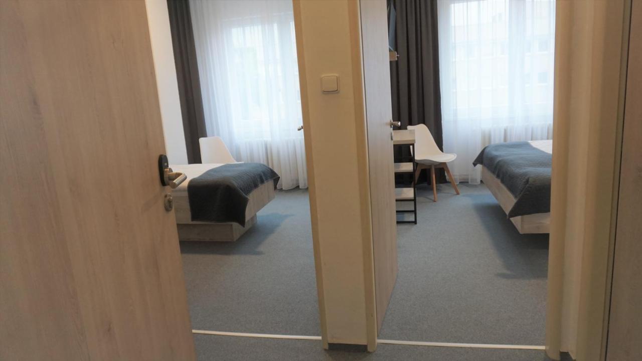 Hotel Metropol Cb 捷克布杰约维采 外观 照片